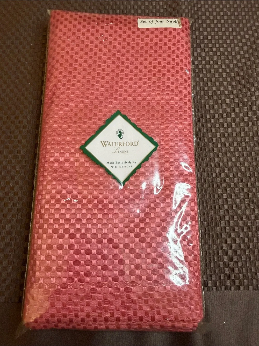NWT Vintage Waterford Crosshaven Napkins - Azalea Set of Four